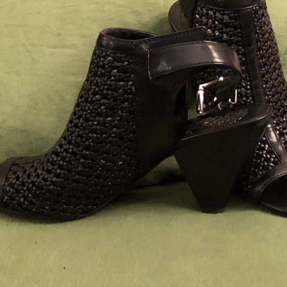 Vince Camuto Black Heeled Open Toe Booties - Picture 2 of 6